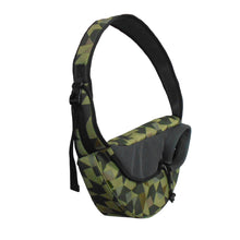 Dog Cat Carrier Mesh Outdoor Shoulder Bag - Medium Size (Ideal for dog/cat below 4.5kg/10lbs)